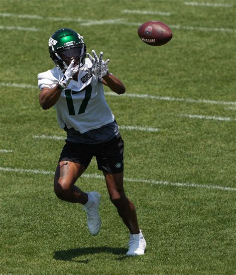 Jets wide receiver Garrett Wilson is taking ‘a hard look’ at himself to improve ball security